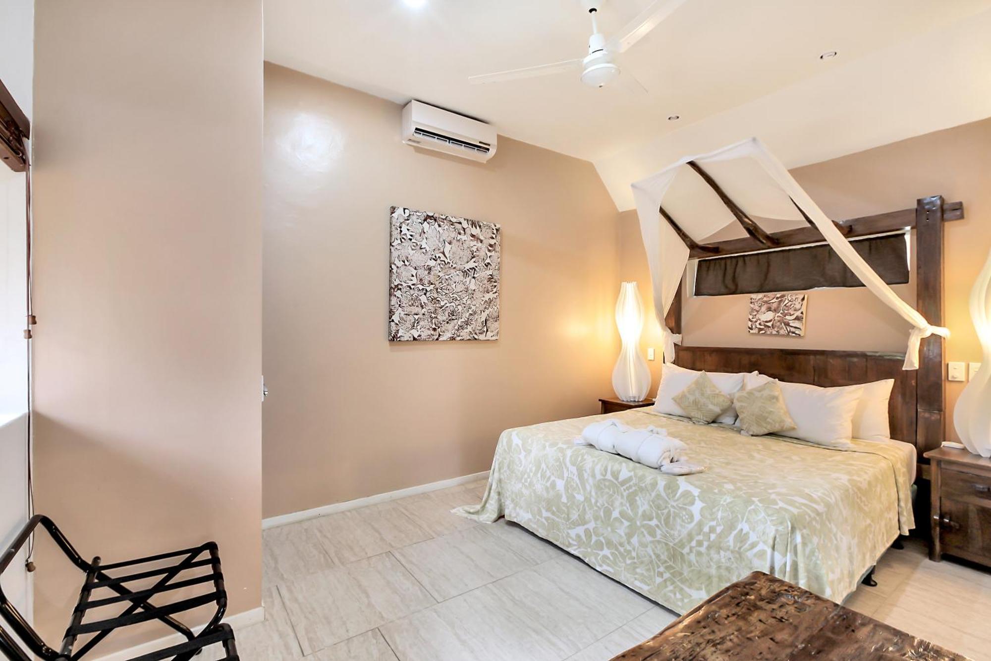 Crown Beach Resort & Spa (Adults Only) Раротонга Екстериор снимка